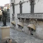 Palace Heritage *