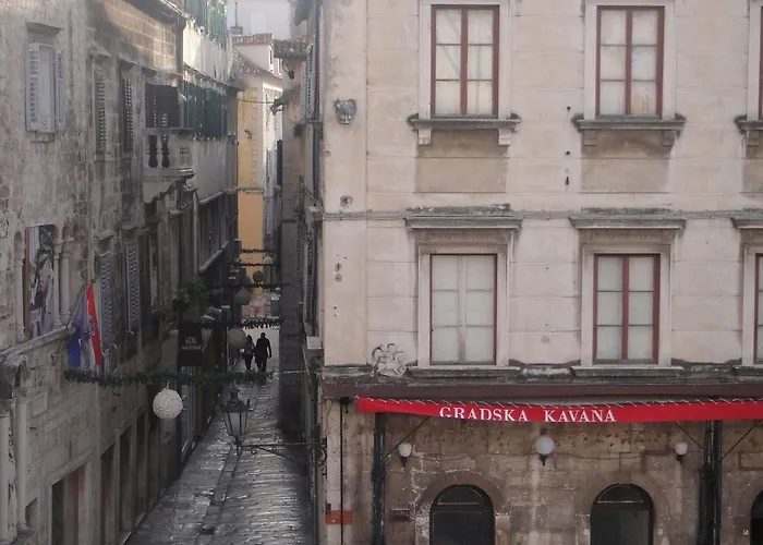 Palace Heritage 公寓 *