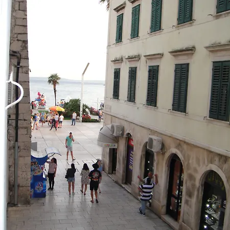 Palace Heritage Apartman *